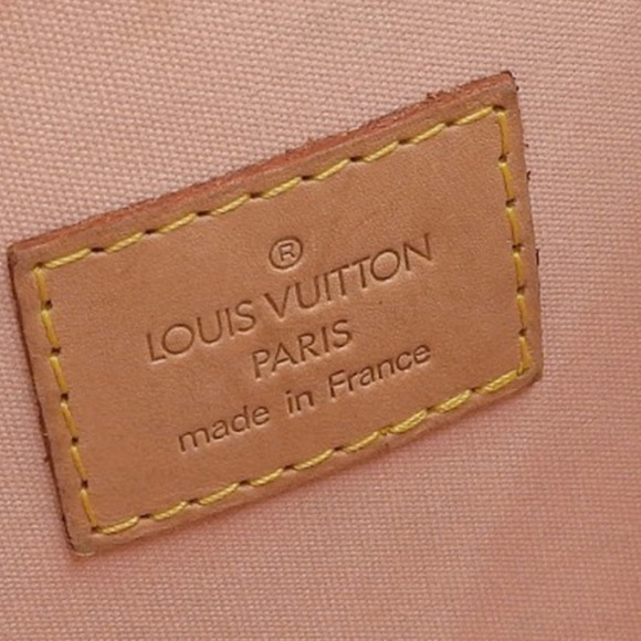 Authentic Louis Vuitton Vernis Biscayne Bay GM in excellent condition w/ addons - Picture 4 of 16